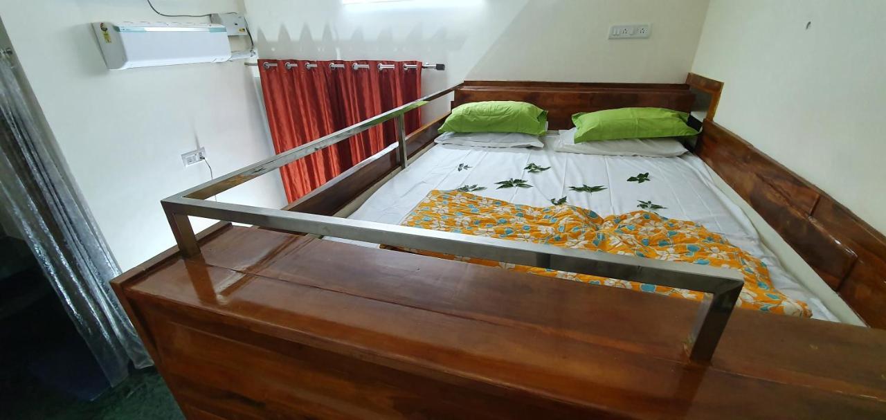 Shree Suites Kuttālam エクステリア 写真